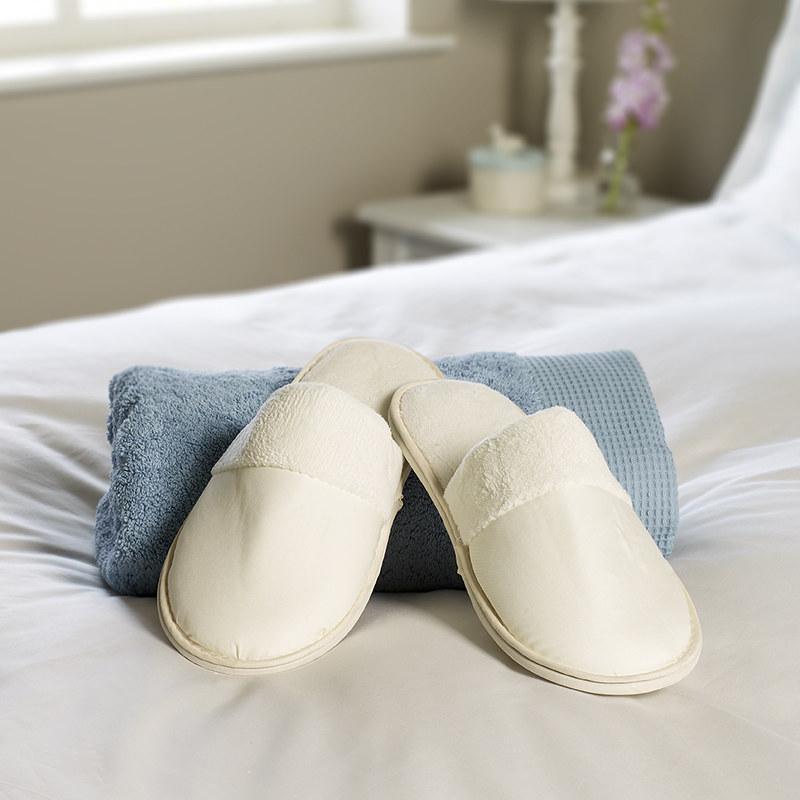Des chaussons de bain